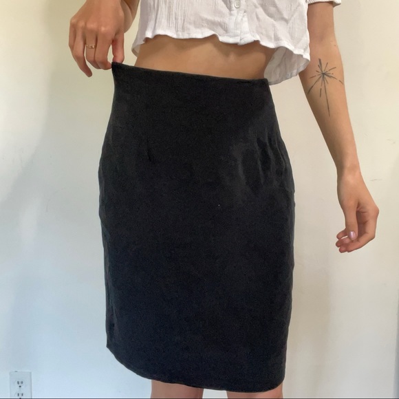 Silk pencil skirt - Picture 6 of 9